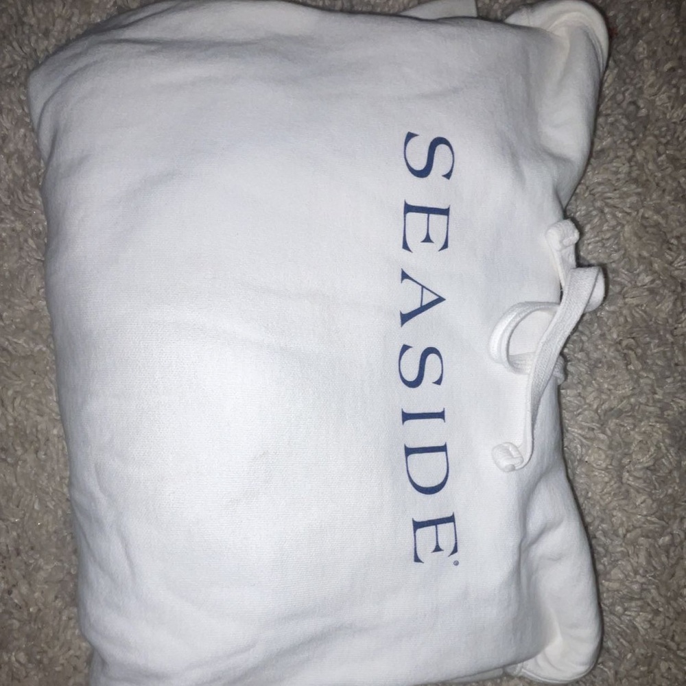 Seaside sweatshirt